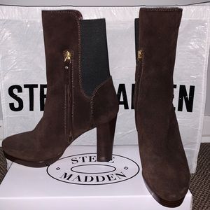 Vanessa Bruno - Brown Booties